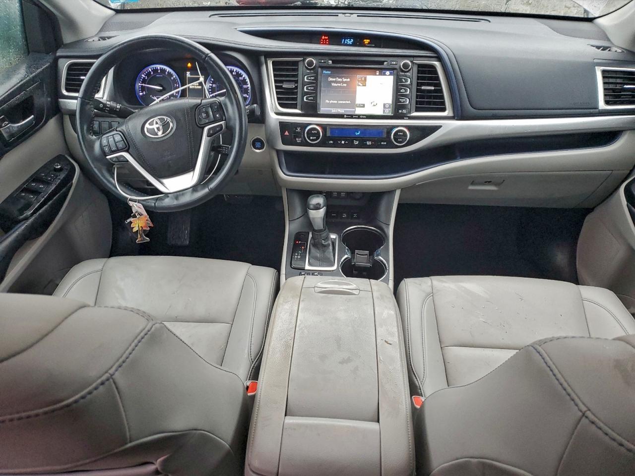 2019 TOYOTA HIGHLANDER