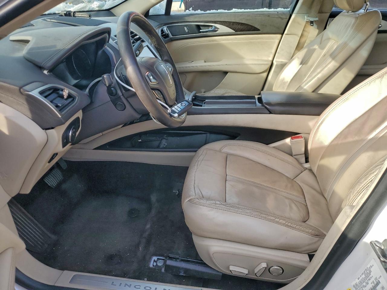 2017 LINCOLN MKZ
