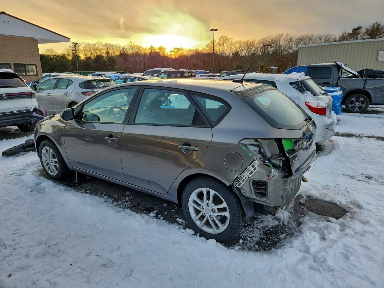 2011 KIA FORTE