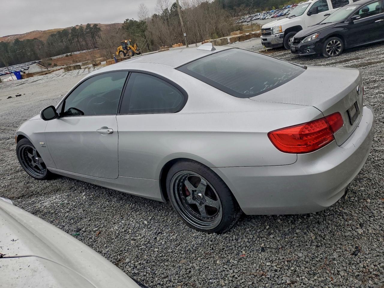 2011 BMW 3 SERIES