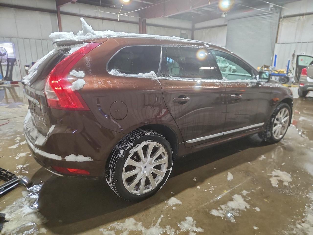 2014 VOLVO XC60