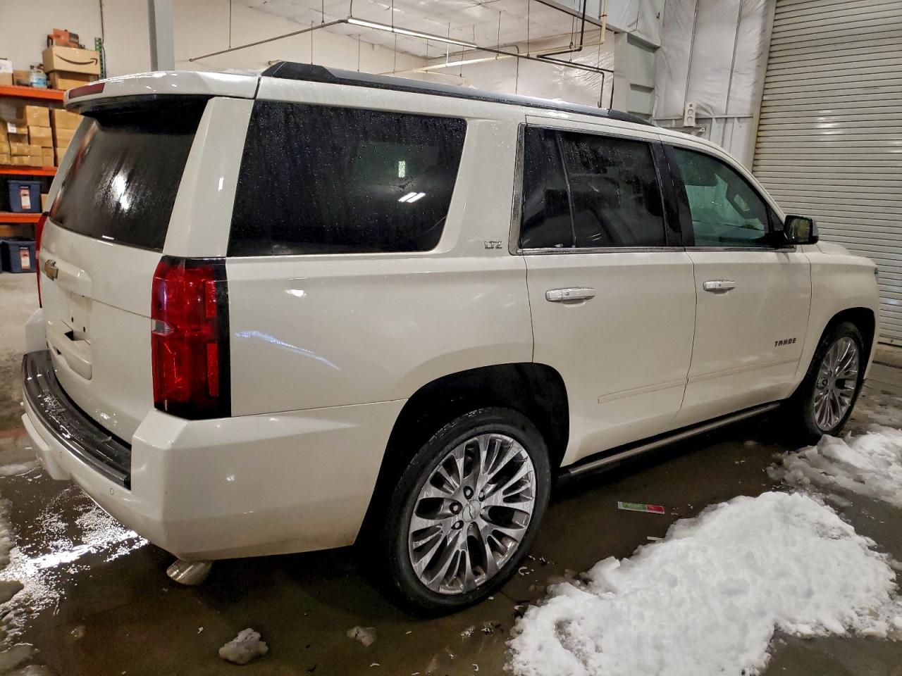 2015 CHEVROLET Tahoe