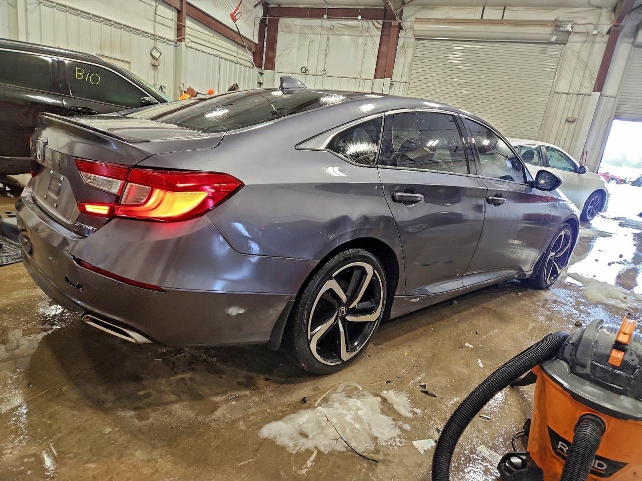 2018 HONDA ACCORD