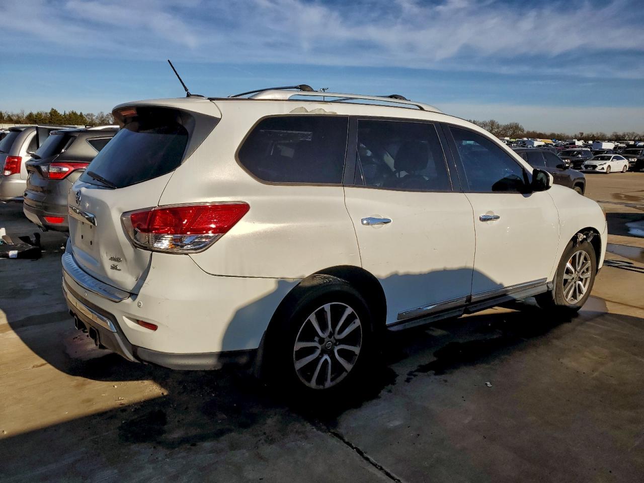2014 NISSAN PATHFINDER