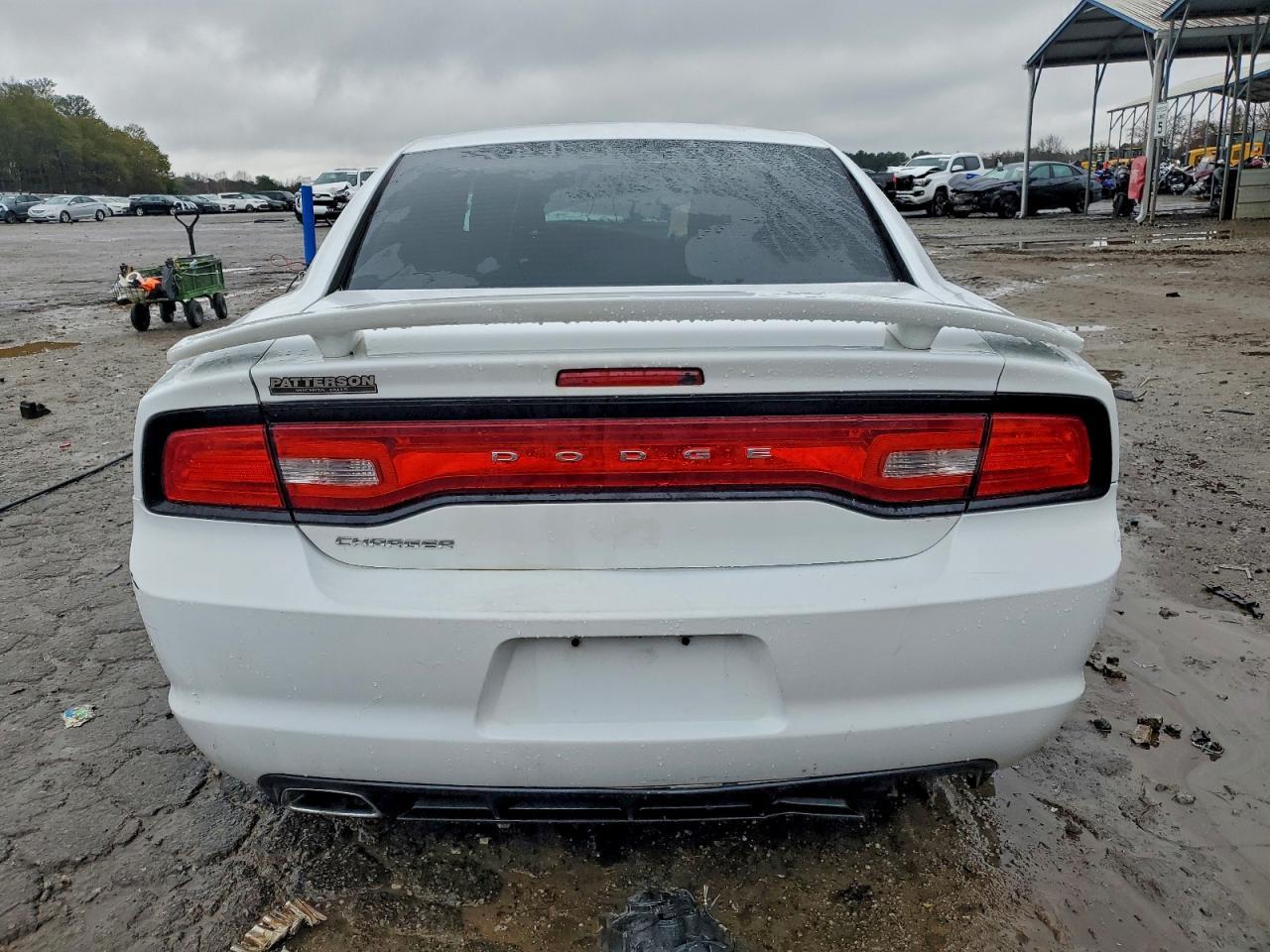2013 DODGE CHARGER