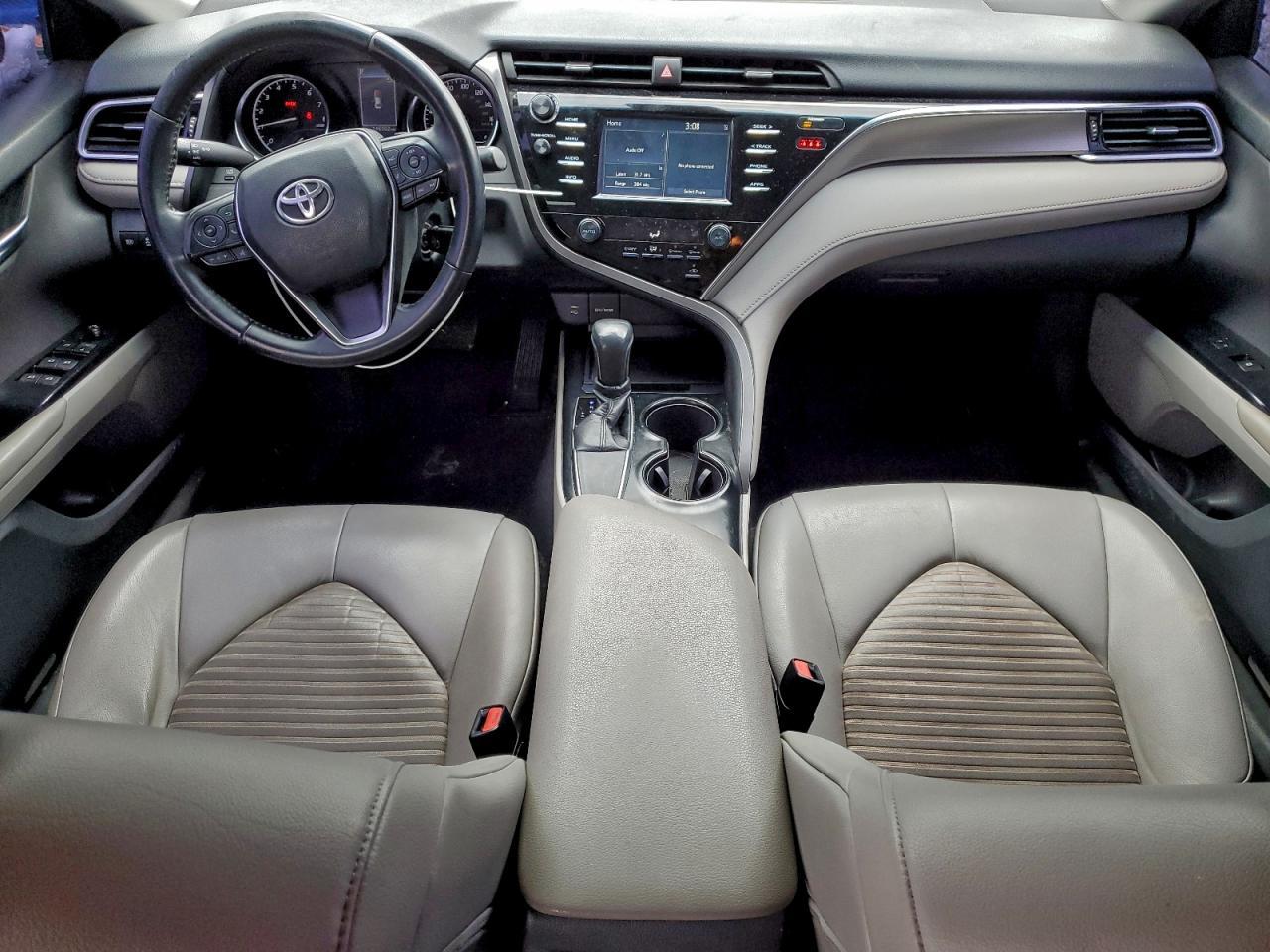 2018 TOYOTA CAMRY