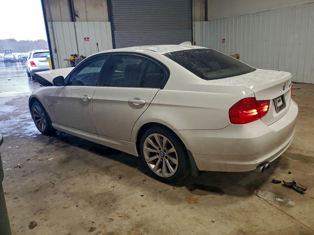 2011 BMW 3 SERIES