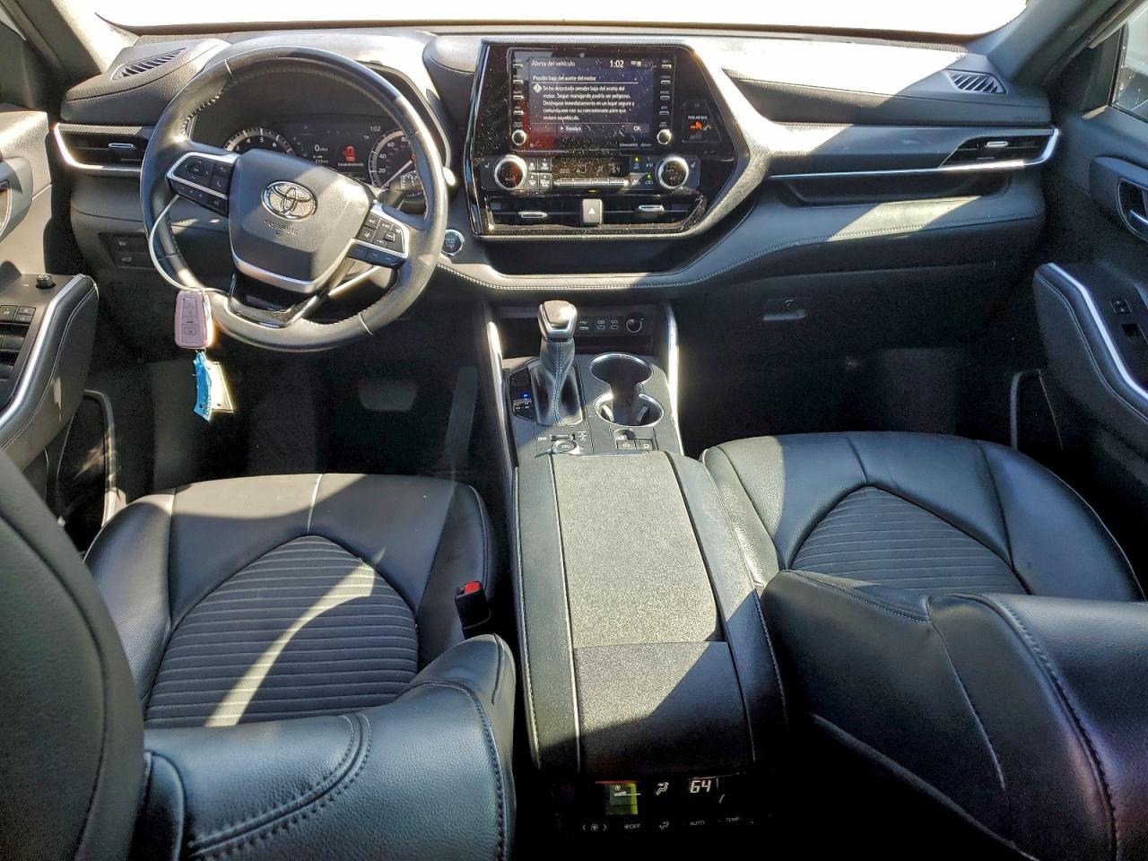 2022 TOYOTA HIGHLANDER