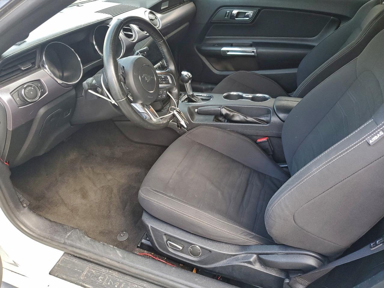 2016 FORD MUSTANG