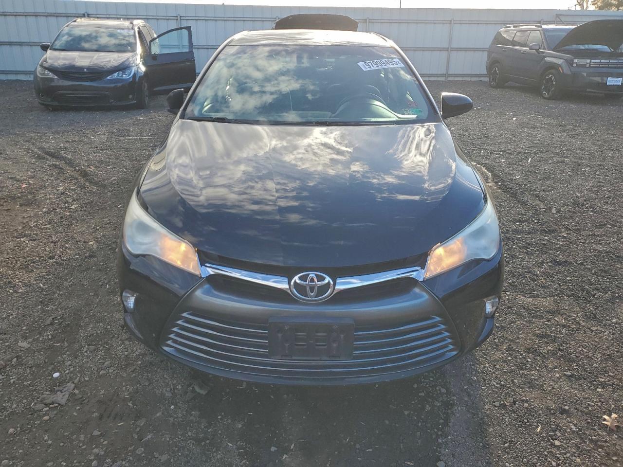 2016 TOYOTA CAMRY