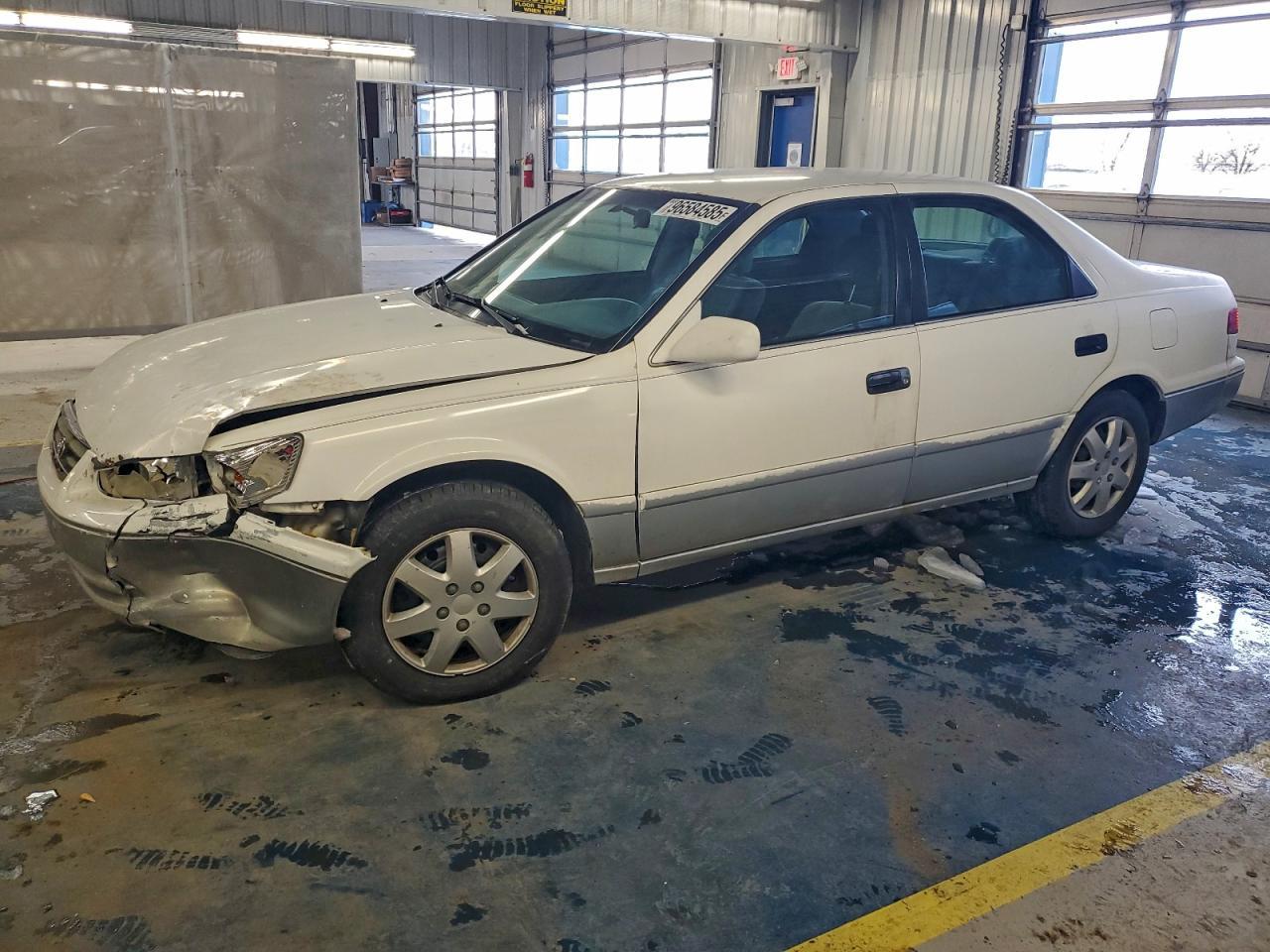 2001 TOYOTA CAMRY