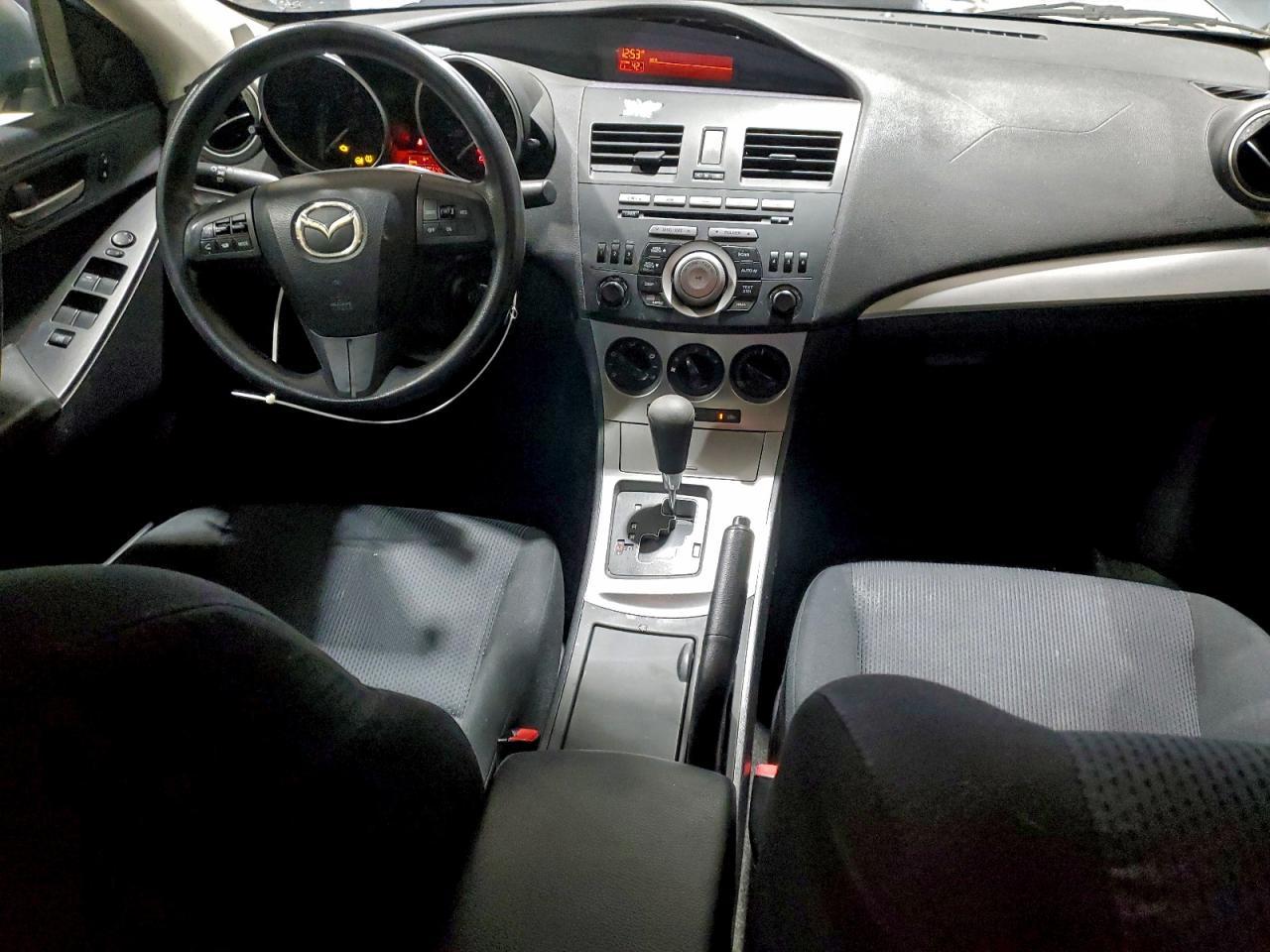 2010 MAZDA 3