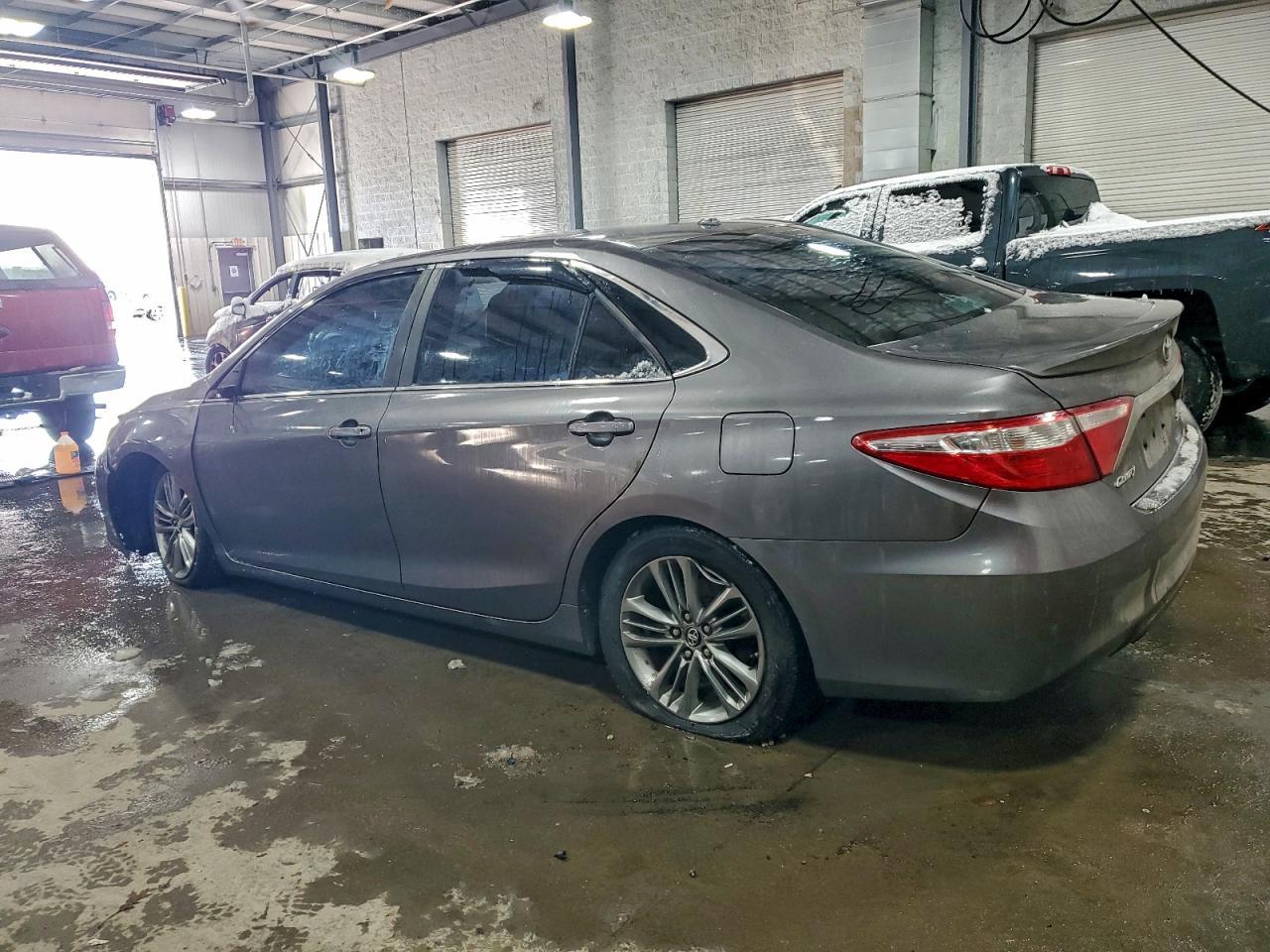 2017 TOYOTA CAMRY