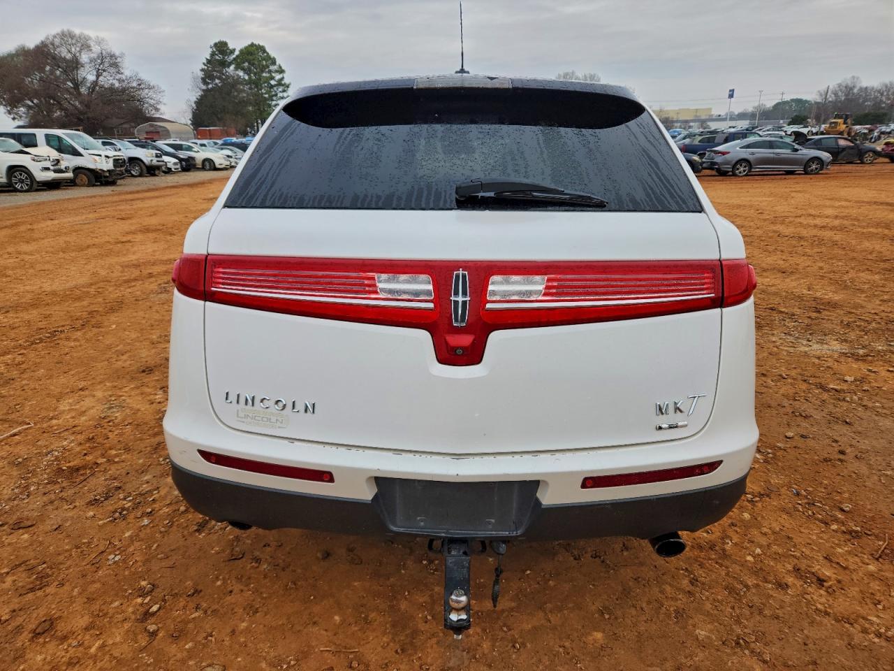 2014 LINCOLN MKT