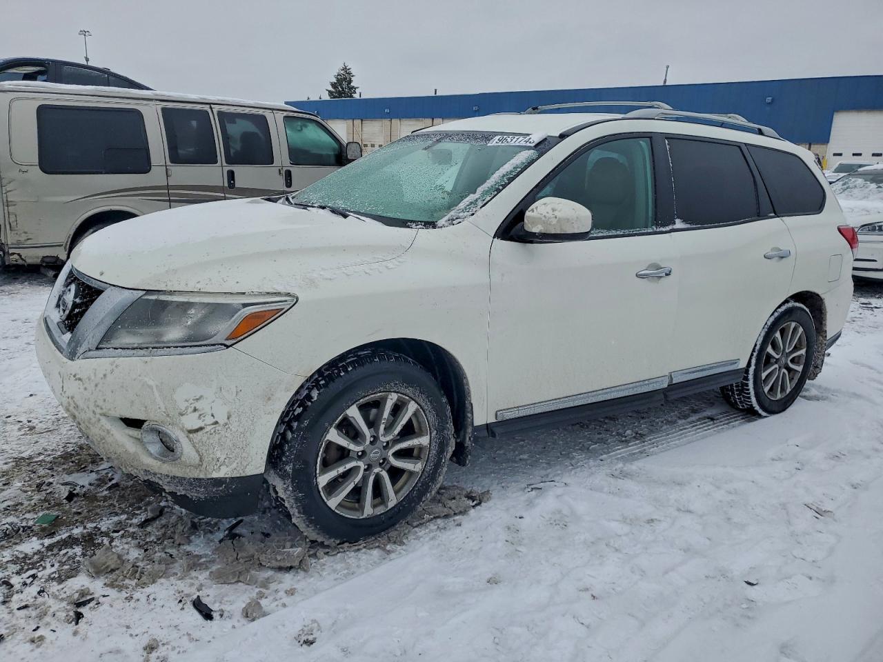 2013 NISSAN PATHFINDER