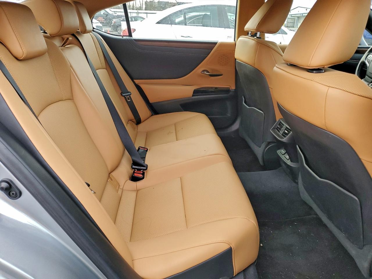 2022 LEXUS ES 350