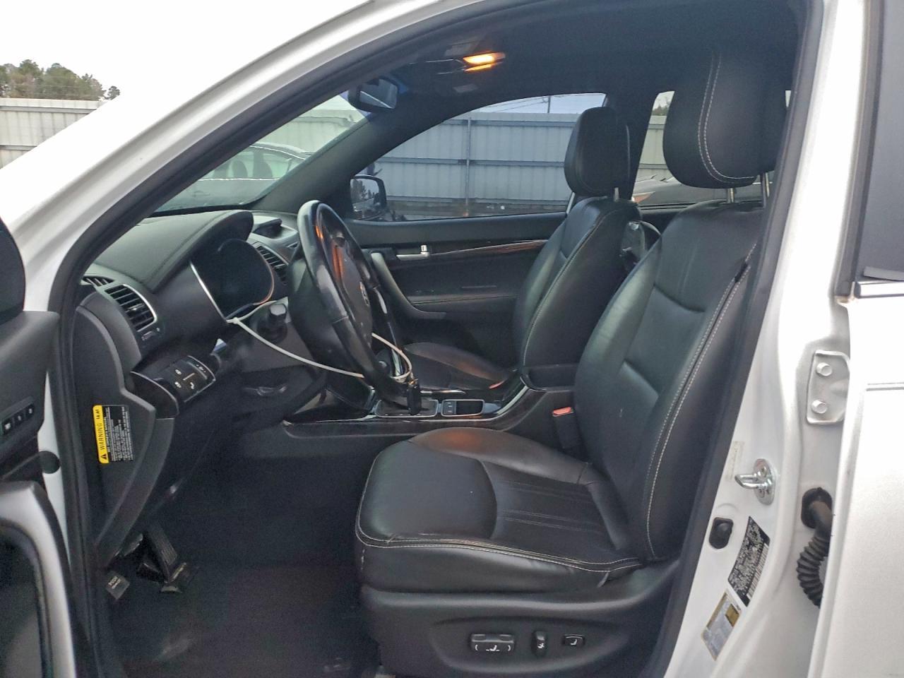 2014 KIA SORENTO