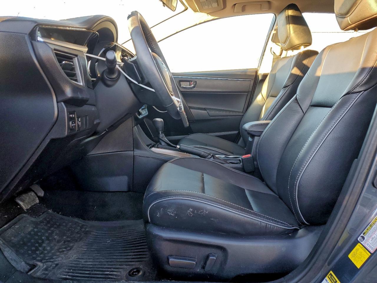 2016 TOYOTA COROLLA