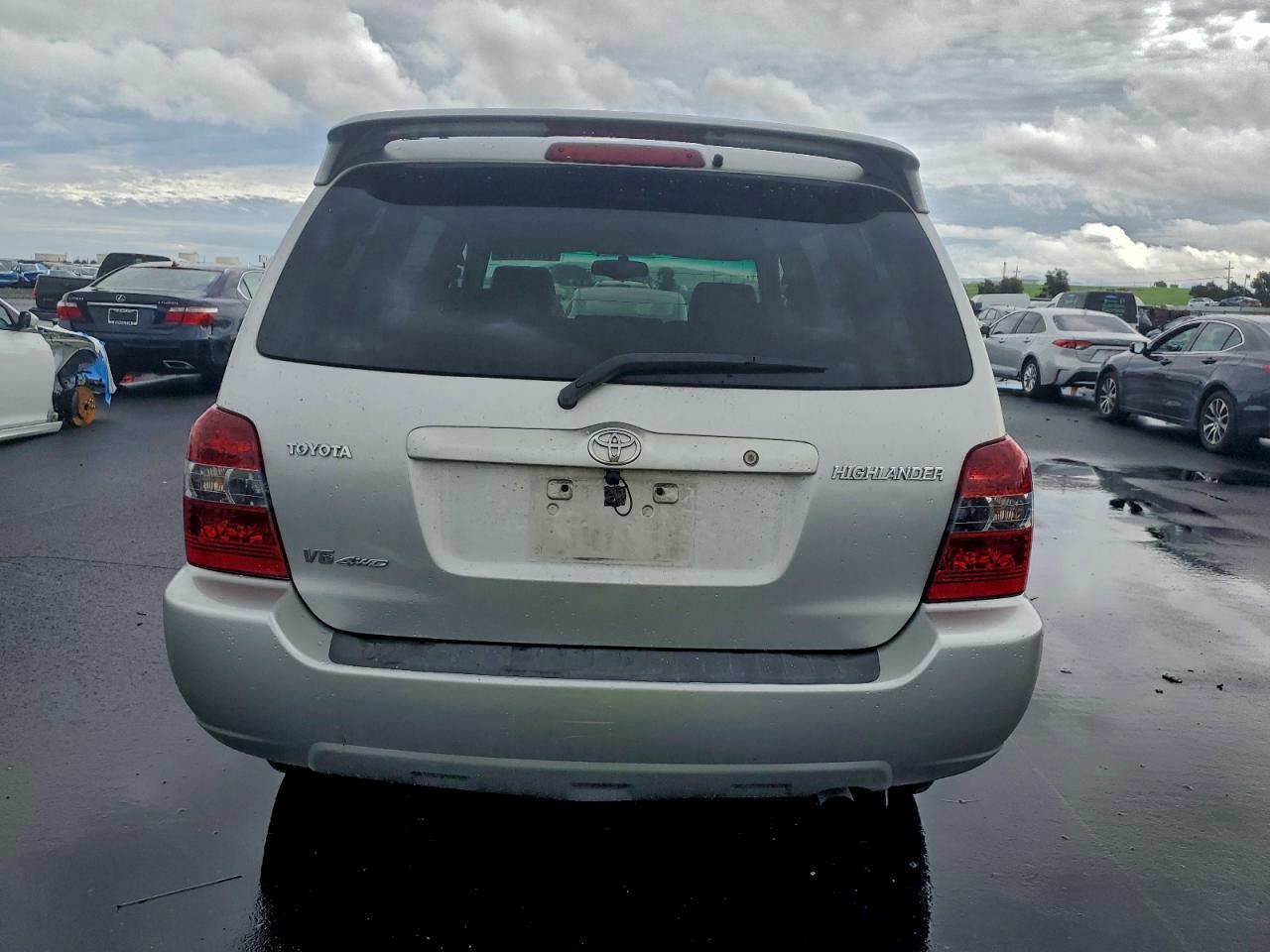 2006 TOYOTA HIGHLANDER