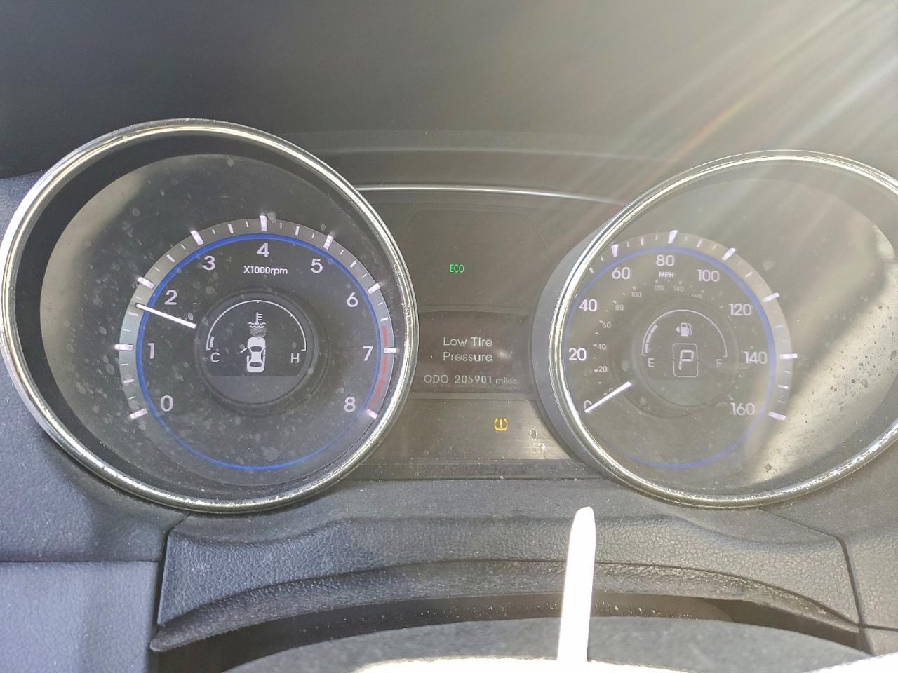 2011 HYUNDAI SONATA
