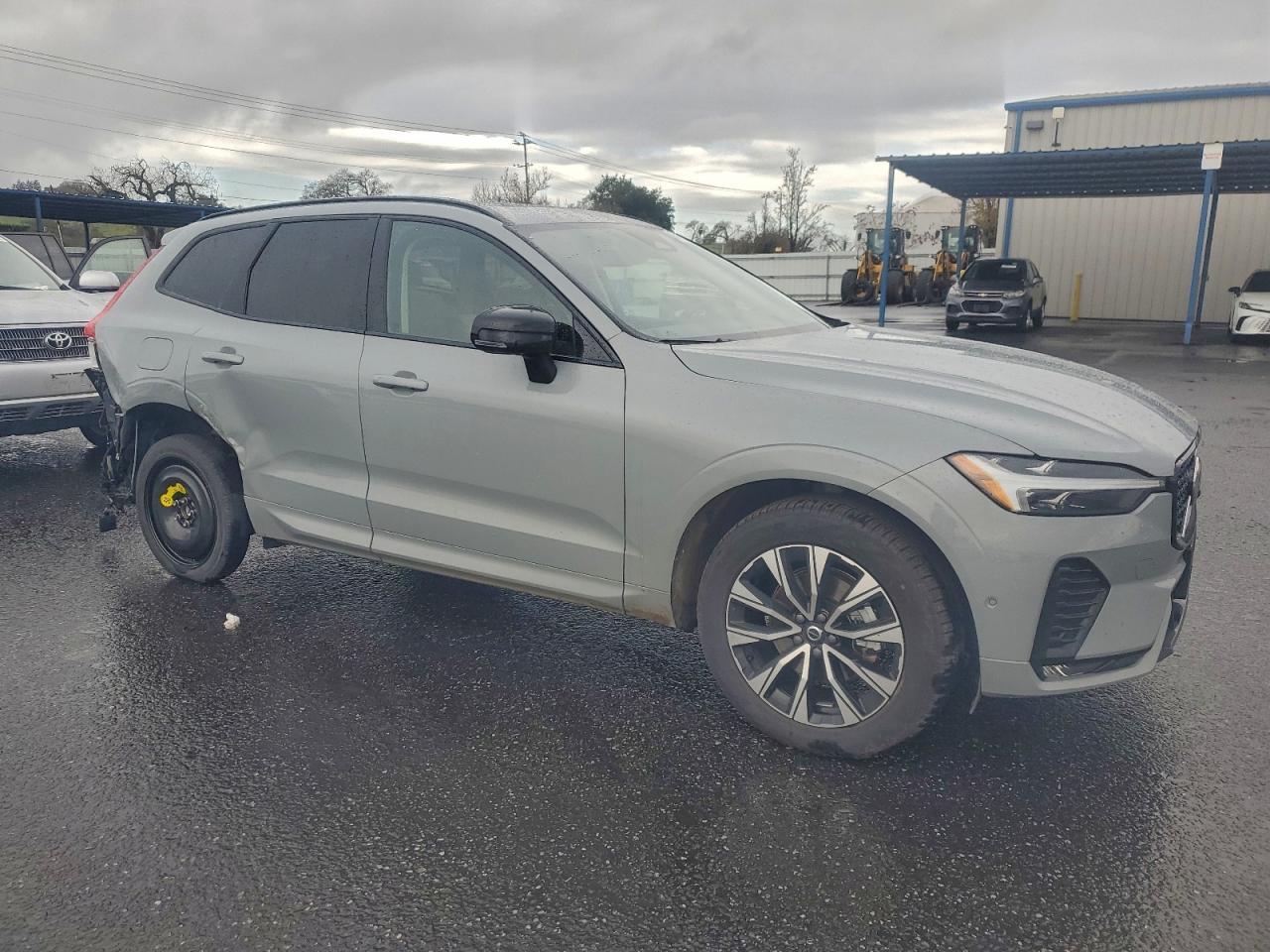 2024 VOLVO XC60
