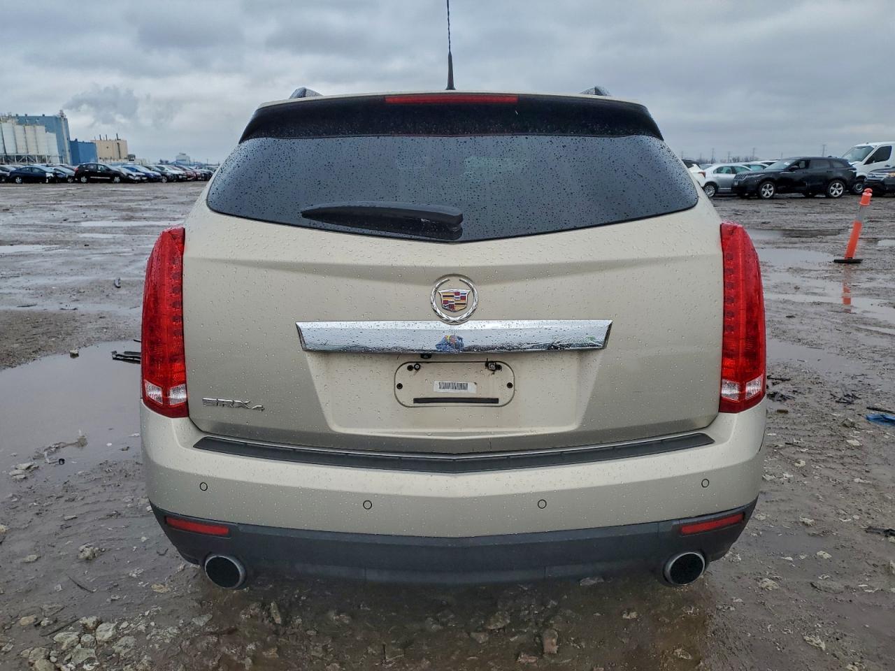2010 CADILLAC SRX