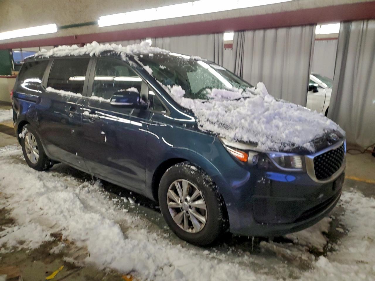 2015 KIA SEDONA