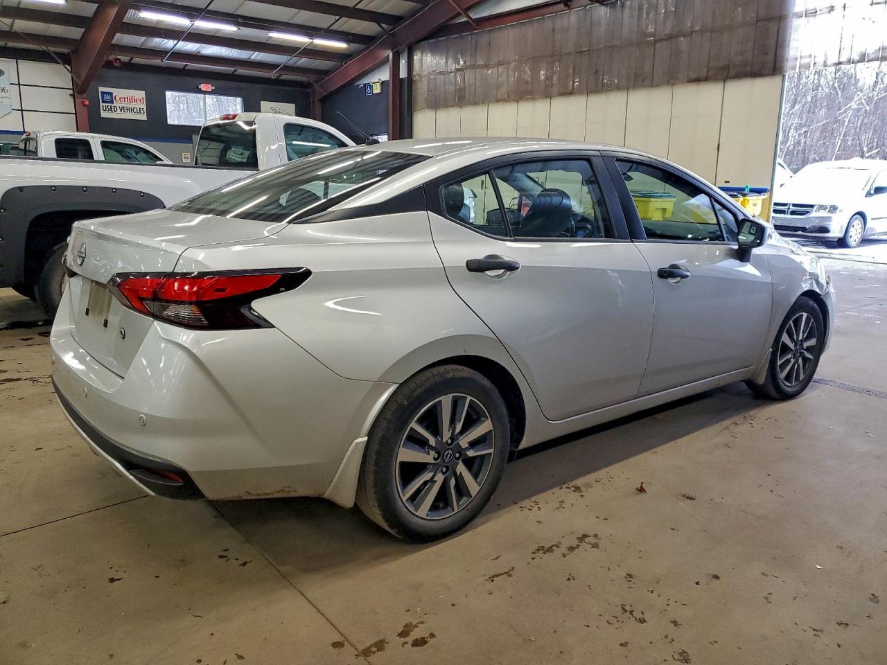 2023 NISSAN VERSA