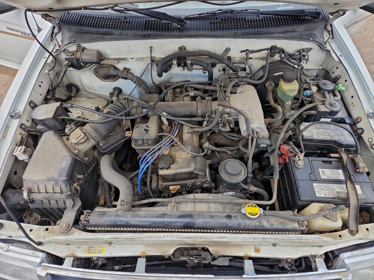 2000 TOYOTA TACOMA