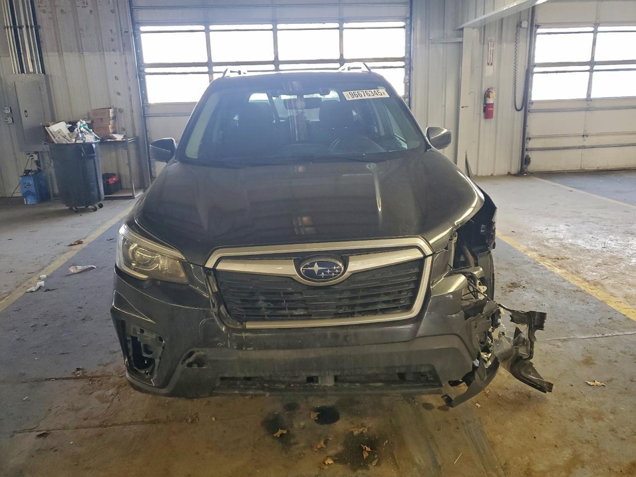 2019 SUBARU FORESTER