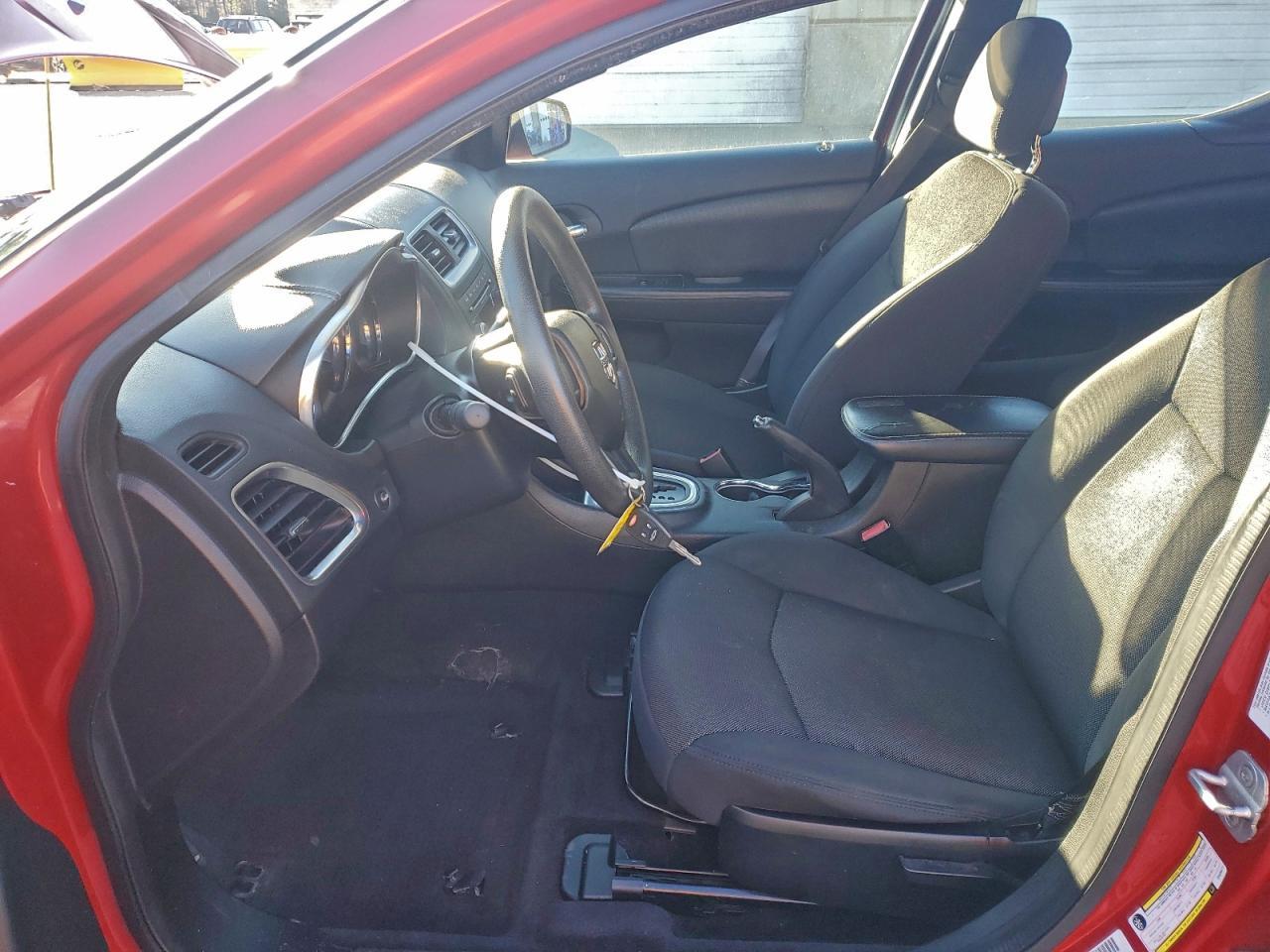 2013 DODGE Avenger