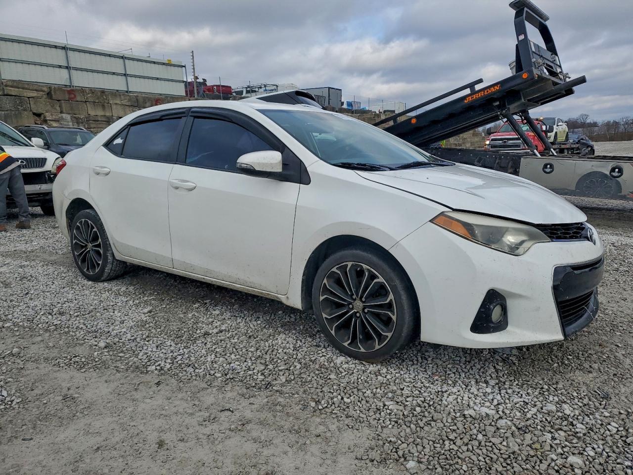 2014 TOYOTA COROLLA
