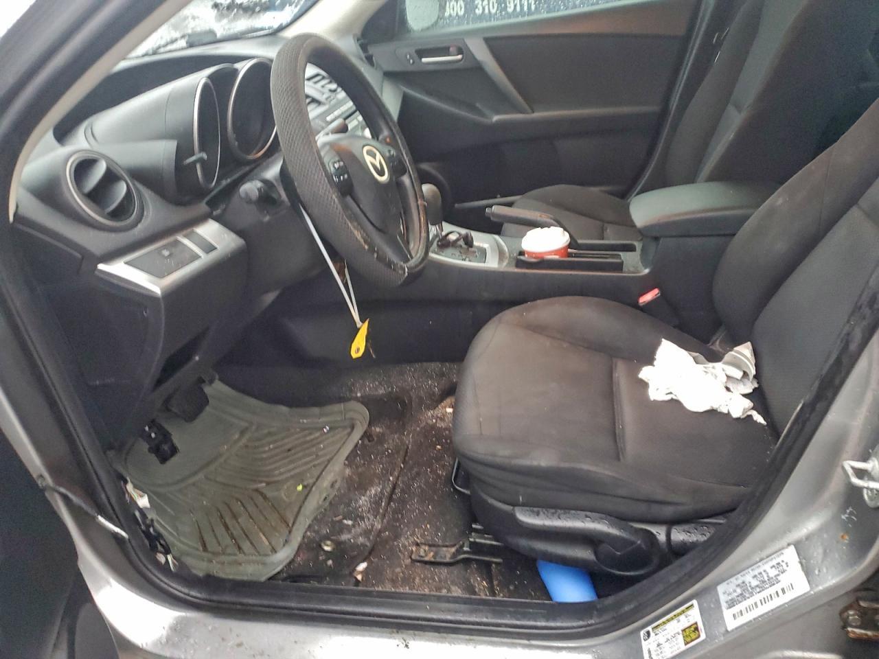 2010 MAZDA 3