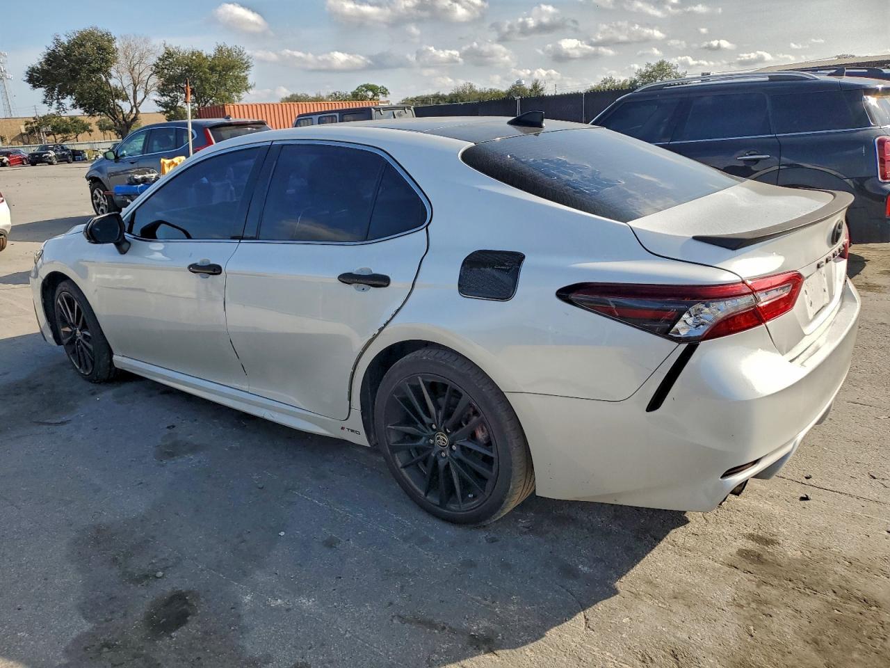 2021 TOYOTA CAMRY
