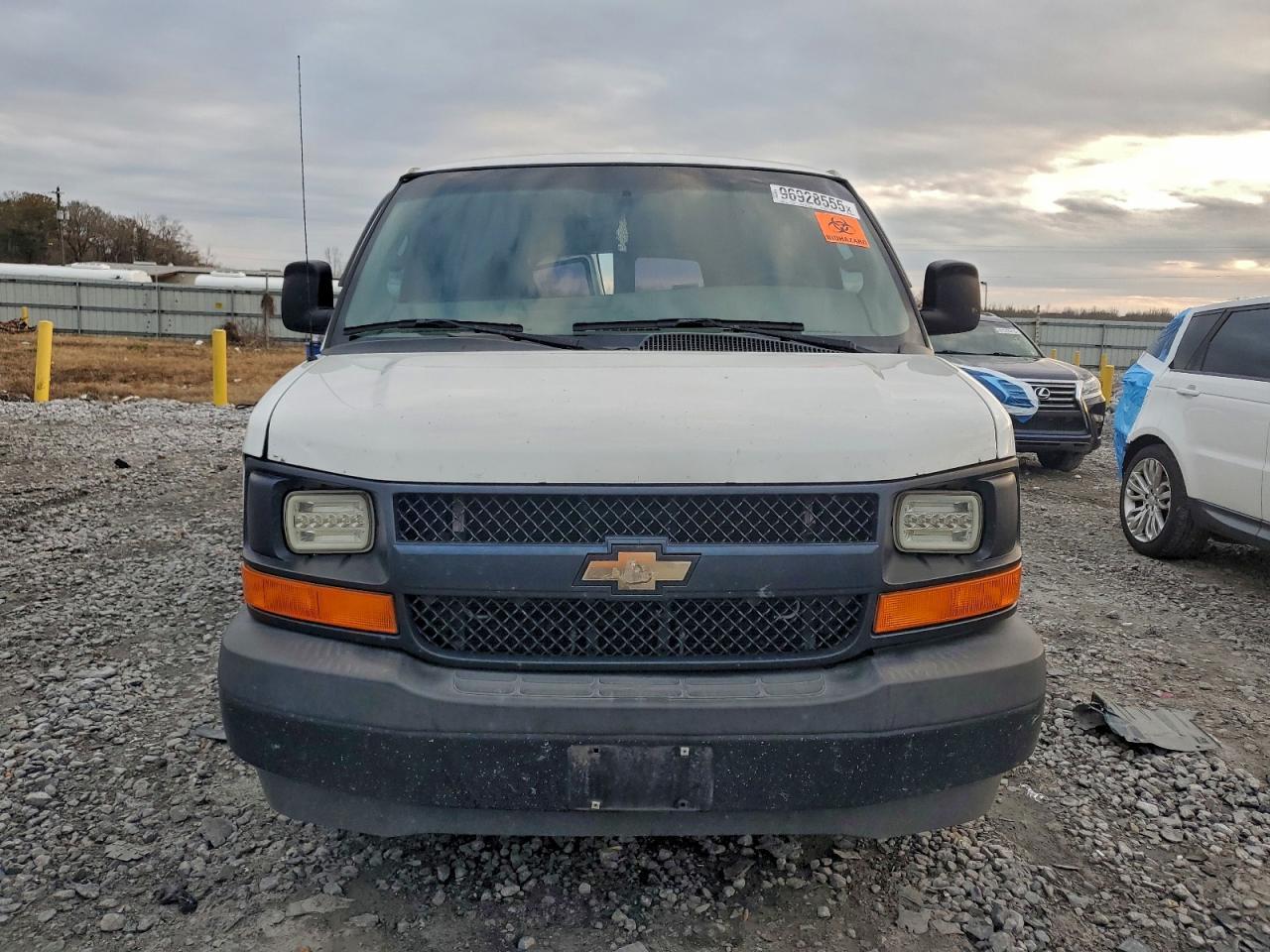 2017 CHEVROLET EXPRESS 2500