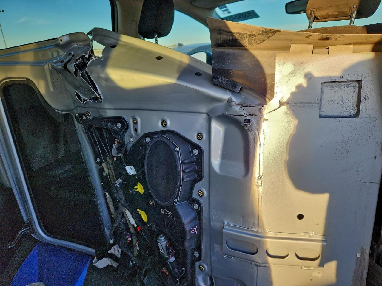 2022 CHRYSLER Voyager