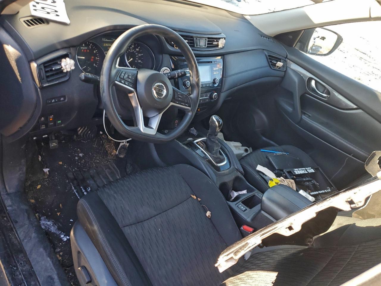 2017 NISSAN ROGUE