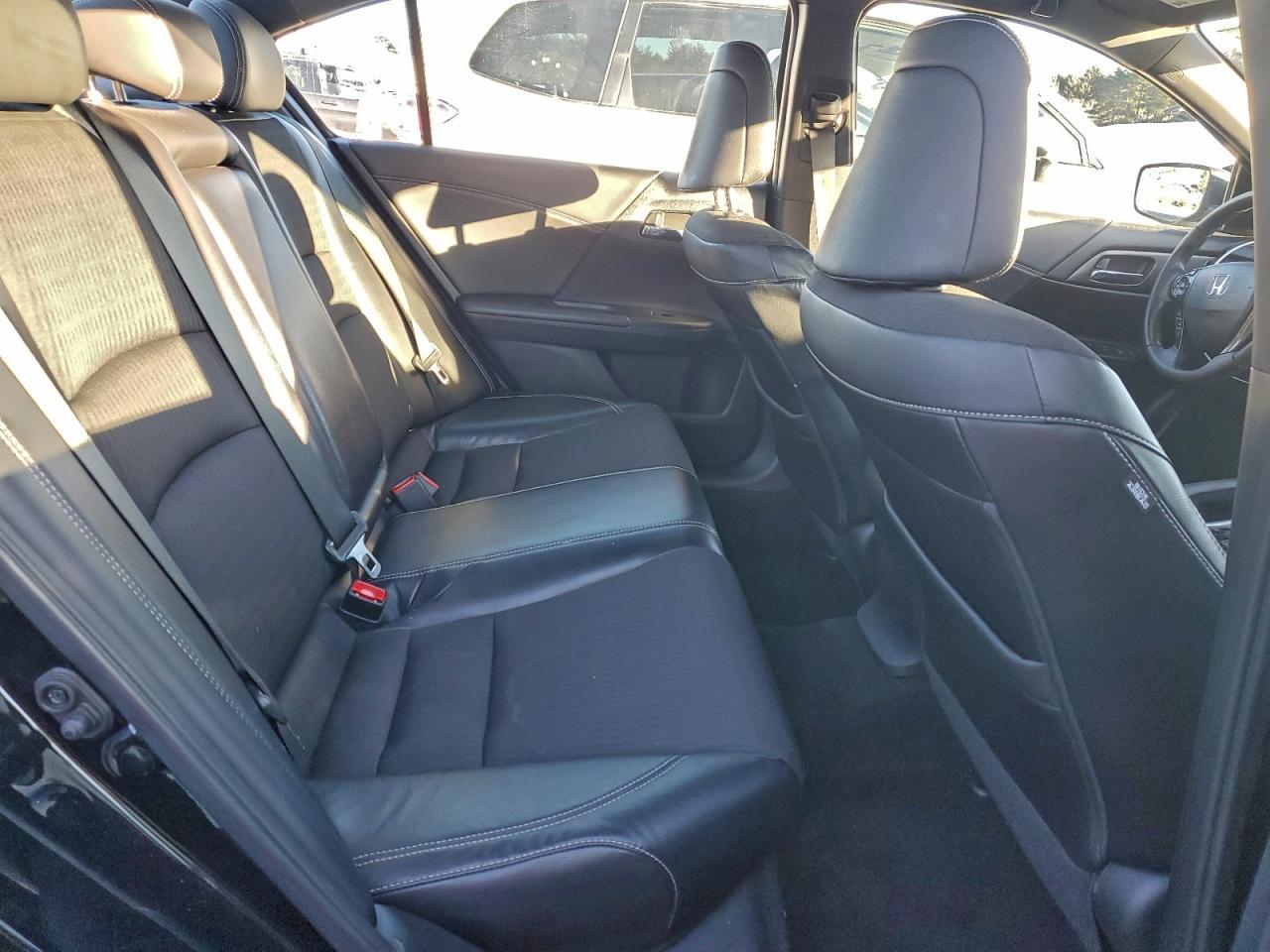 2016 HONDA ACCORD