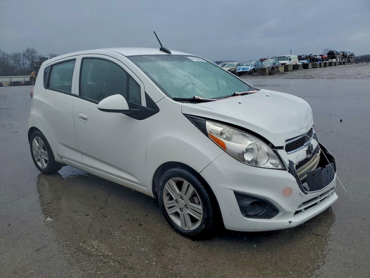 2015 CHEVROLET Spark