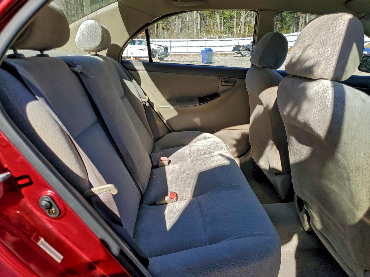 2004 TOYOTA COROLLA