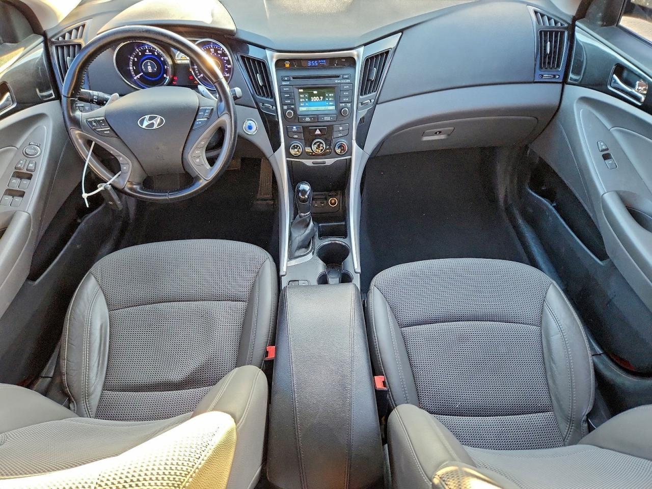 2014 HYUNDAI SONATA