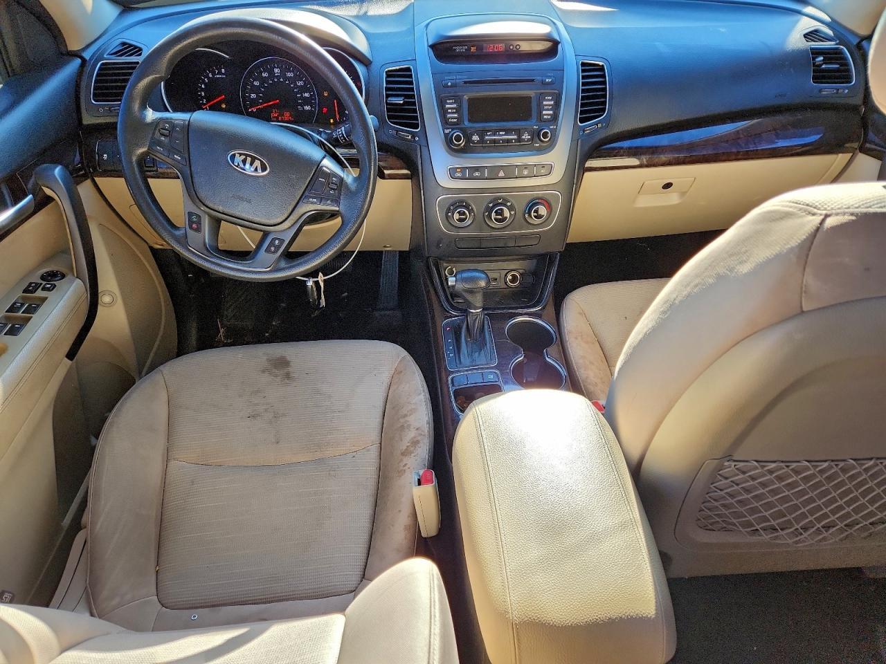 2014 KIA SORENTO