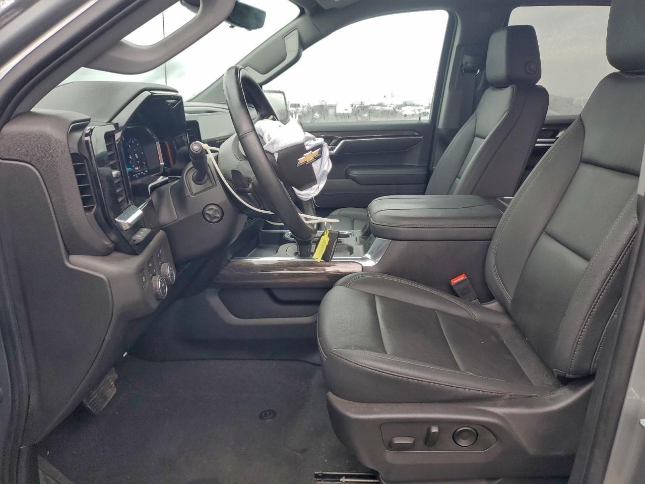2023 CHEVROLET Silverado