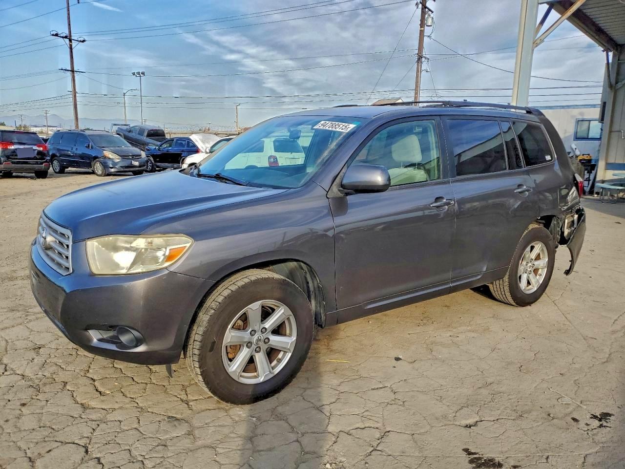 2010 TOYOTA HIGHLANDER