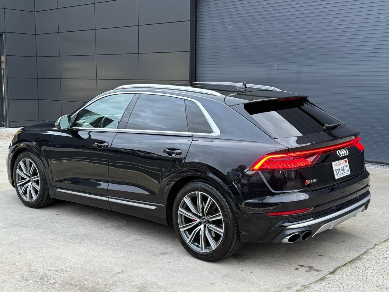 2021 AUDI SQ8