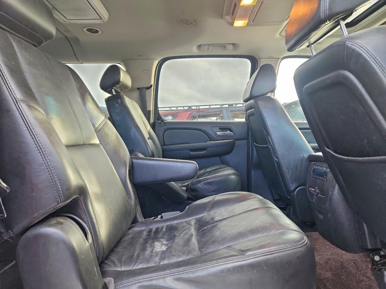 2009 CHEVROLET Suburban