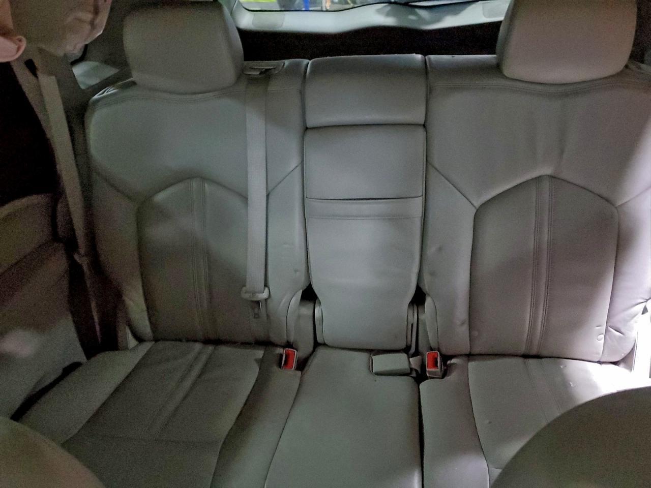2010 CADILLAC SRX