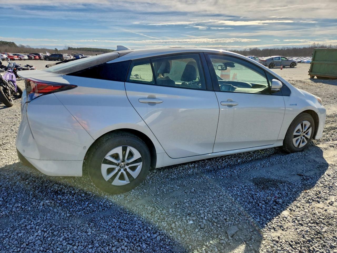 2018 TOYOTA PRIUS