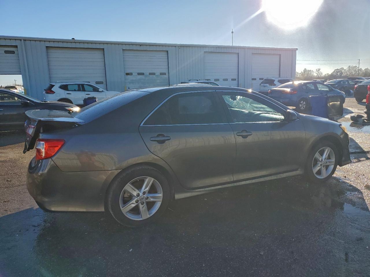 2013 TOYOTA CAMRY
