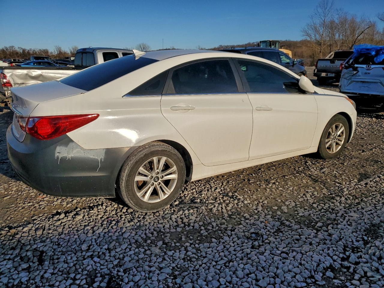 2013 HYUNDAI SONATA